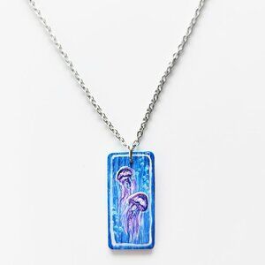 Jellyfish pendant necklace on a small silver chain ✦ Mermaid ocean lover style ✦